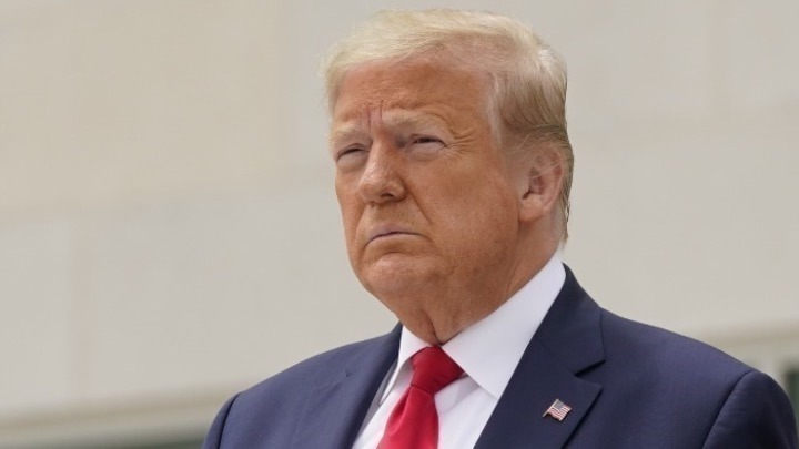 Τραμπ: «Το Ιράν μας καλεί απεγνωσμένα για συμφωνία»