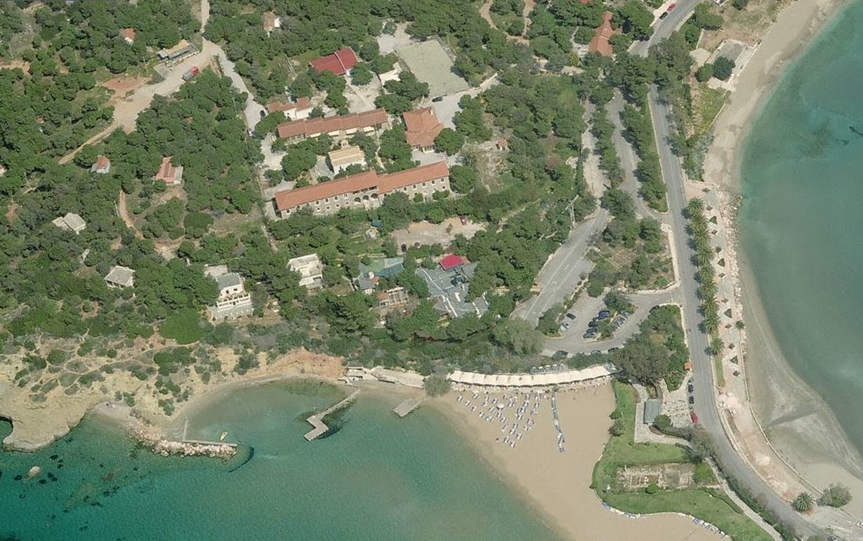 Ιερή διαπλοκή: Σημεία και τέρατα με τα «ατακτοποίητα» ακίνητα της Εκκλησίας!