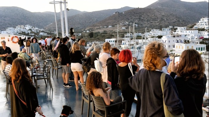 Όλα τα νέα μέτρα που ισχύουν από σήμερα