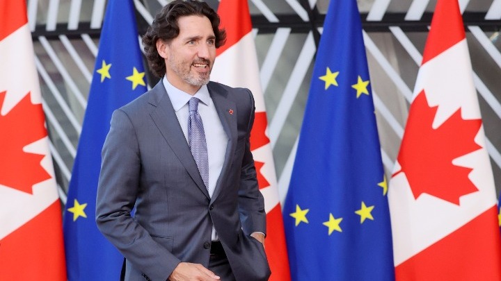 Καναδάς: “Φρένο” στους ανεμβολίαστους τουρίστες