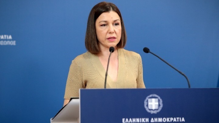 Μέχρι αύριο οι αποφάσεις για την υποχρεωτικότητα των εμβολίων