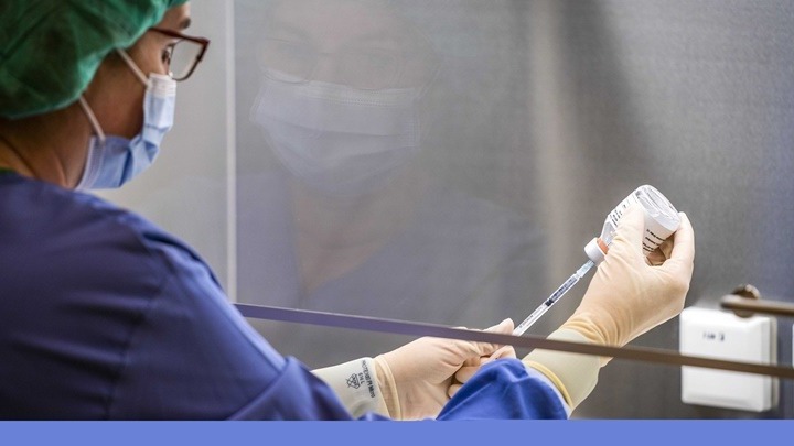 Ο χρόνιος κακός ύπνος συνδέεται με μεγαλύτερη πιθανότητα σοβαρής Covid