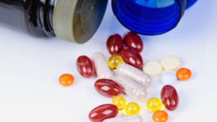 Πολυβιταμίνες, ωμέγα-3, προβιοτικά “ασπίδα” στον Covid-19,