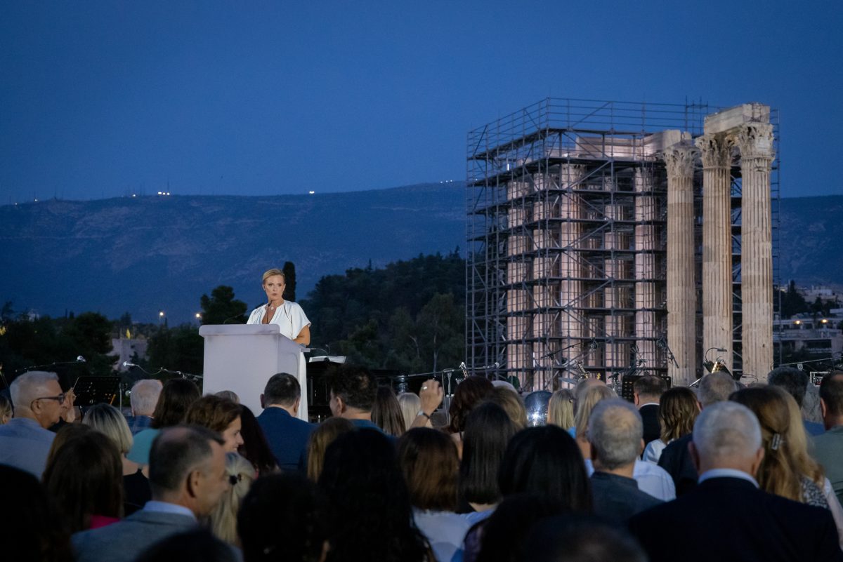 Το «Ταξίδι στο Φως» του Σταύρου Ξαρχάκου συνεχίζεται και το φετινό καλοκαίρι με την υποστήριξη της METLEN