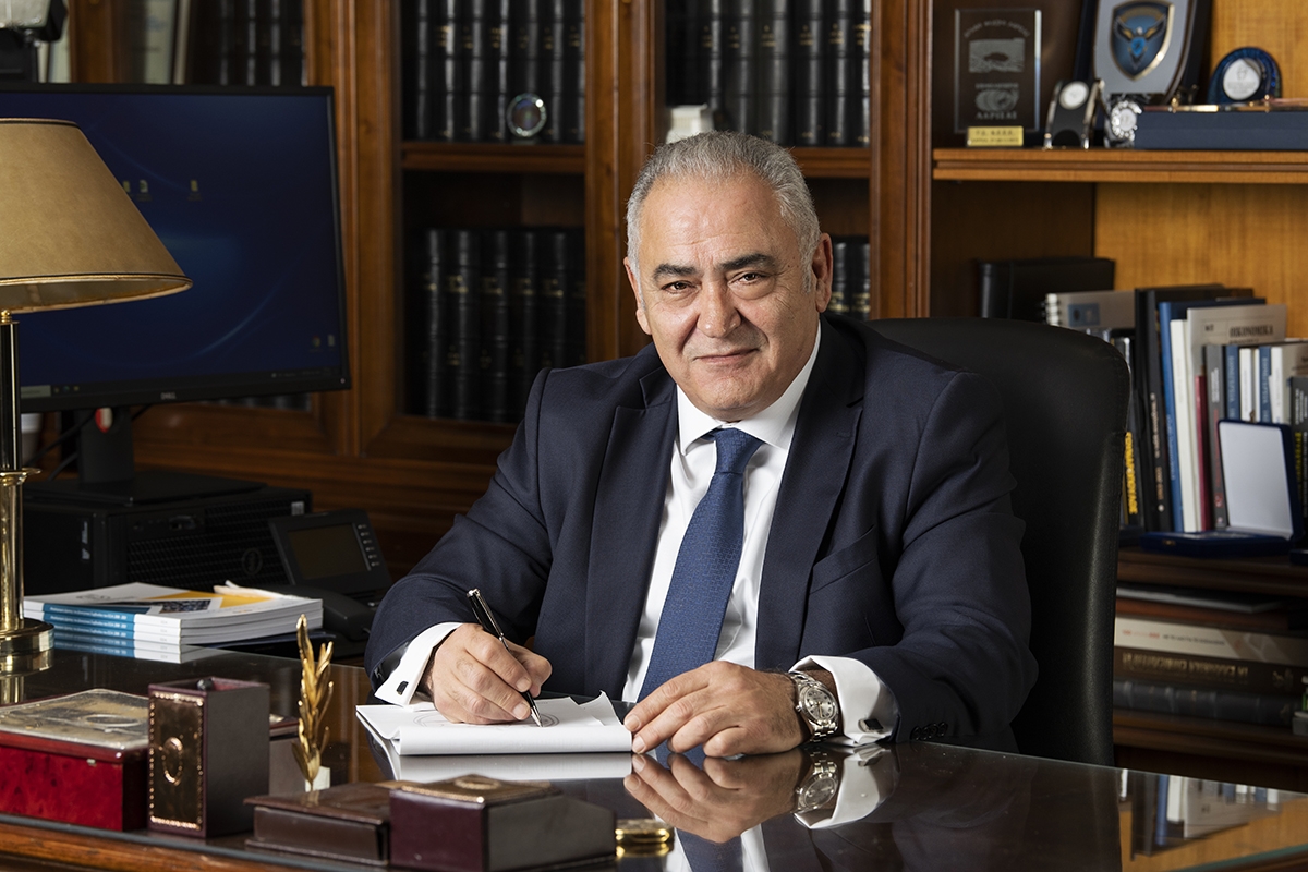 Δήλωση του Προέδρου του Επαγγελματικού Επιμελητηρίου Αθηνών και Επίτιμου Διδάκτορα ΠΑ.ΠΕΙ. κ. Γιάννη Χατζηθεοδοσίου για το θέμα των POS