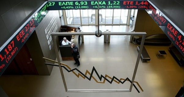 ΧΑ: “Γύρισε” σε πτωτικό έδαφος το ΧΑ