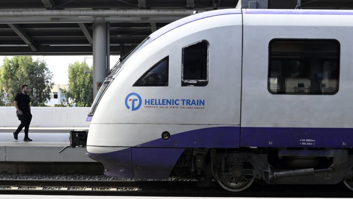 Hellenic Train: Διακοπή κυκλοφορίας στο τμήμα Ρέντη – Αθήνα λόγω οχήματος στις γραμμές και καθυστερήσεις στον Προαστιακό