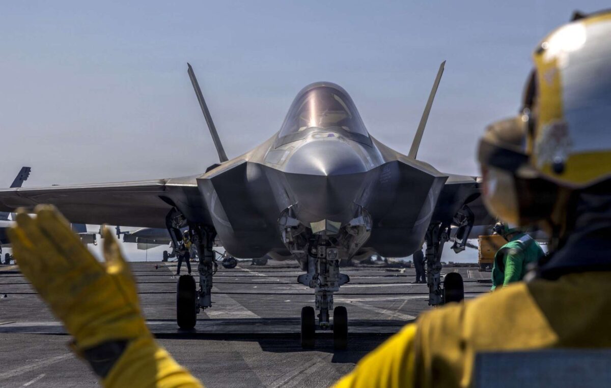 Γιατί μια επίθεση των ΗΠΑ στο Ιράν είναι πολύ πιο ριψοκίνδυνη από τη σύλληψη του Μαδούρο