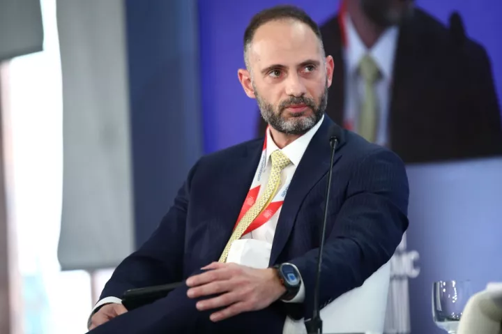 Τζούρος (Πειραιώς): Επενδυτική ευκαιρία η Ελλάδα – Aπό τα πιο εντυπωσιακά «turnaround stories» στην Ευρώπη