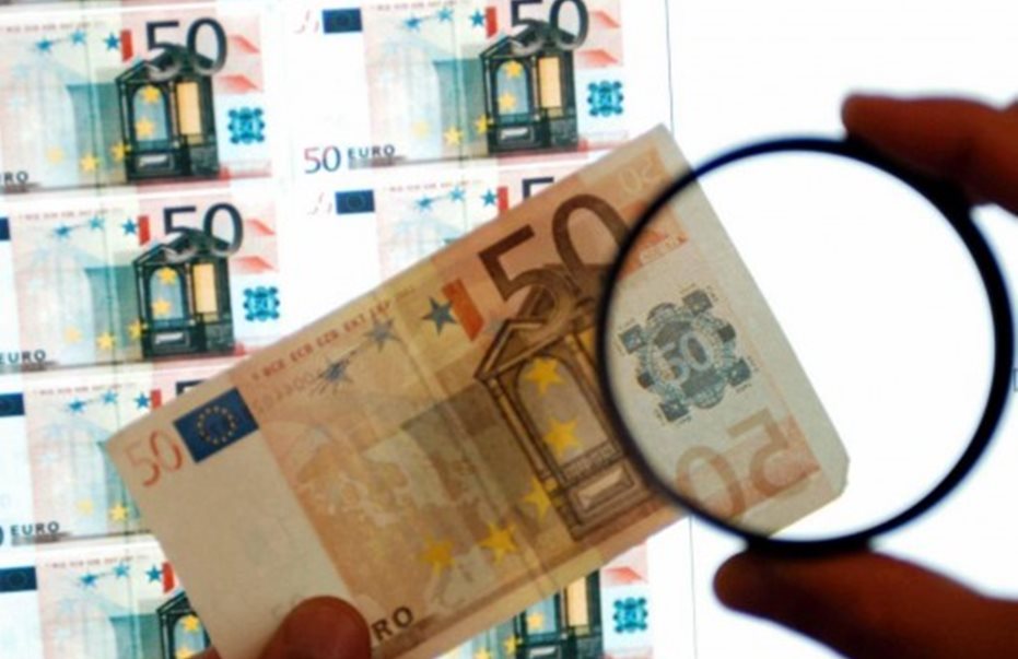 ΕΚΤ: Αποσύρθηκαν 444.000 πλαστά χαρτονομίσματα το 2025