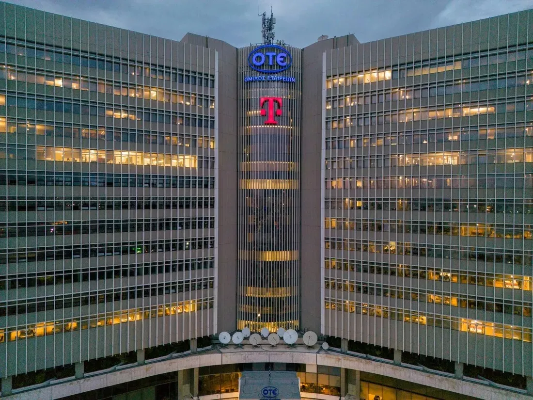 Eurobank Equities: Αναβαθμίζει στα 17,8 ευρώ τον ΟΤΕ – Σταθερές ταμειακές ροές και υψηλές διανομές στο επίκεντρο