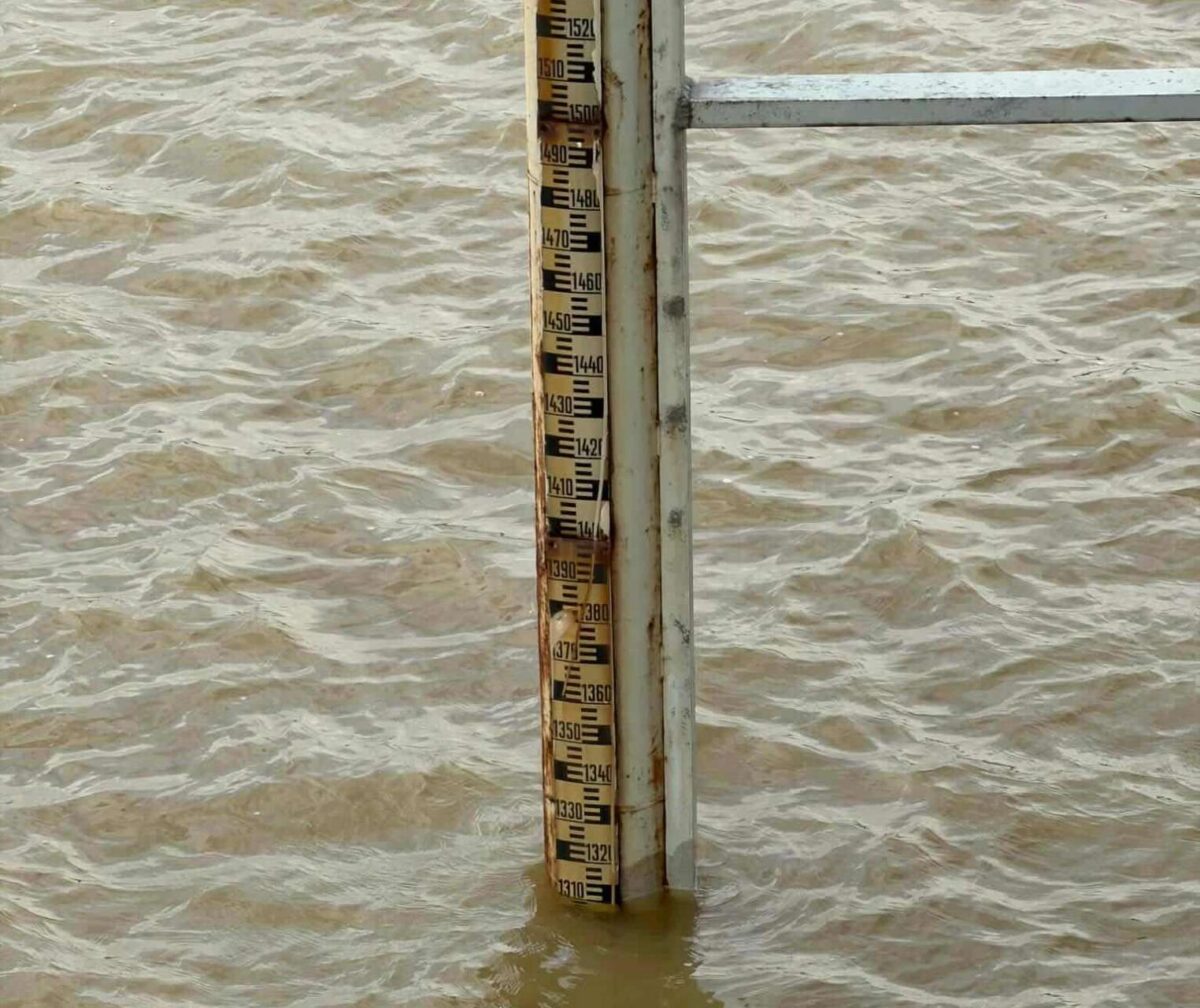 Κοζάνη: Σε ψηλό επίπεδο το νερό στο Φράγμα Περδίκκα – Έχει καλύψει τους παρακείμενους δρόμους