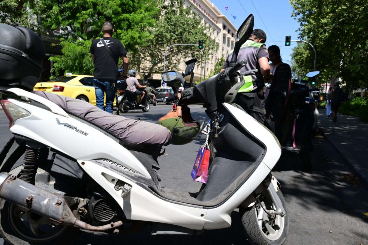 Περισσότεροι από 800 έλεγχοι σε μια εβδομάδα στη Θεσσαλία για μη χρήση κράνους – Διαπιστώθηκαν 65 παραβάσεις