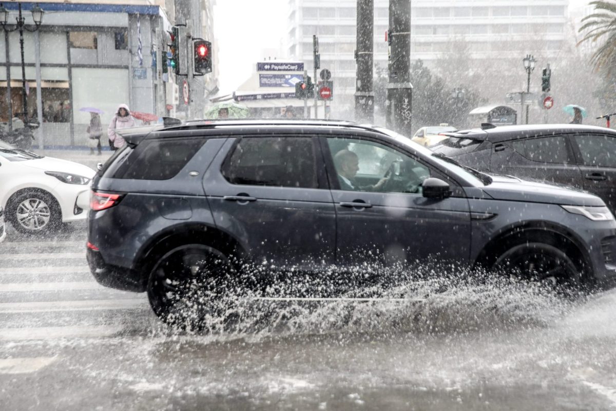 Νέα «κόκκινη προειδοποίηση» της ΕΜΥ: Καταιγίδες και βροχές μεγάλης έντασης και διάρκειας – Πού χρειάζεται προσοχή