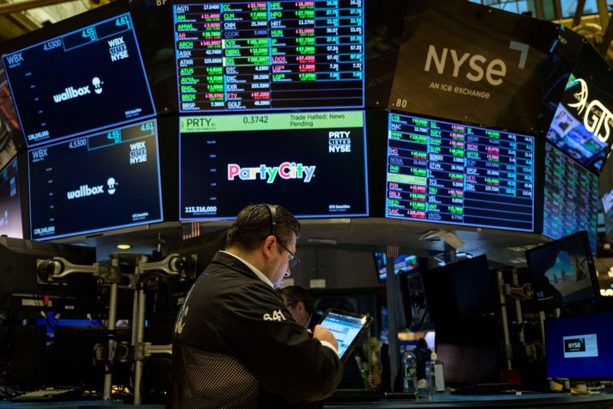 Warner Bros. Discovery: Νέα κλιμάκωση στη μάχη των μνηστήρων