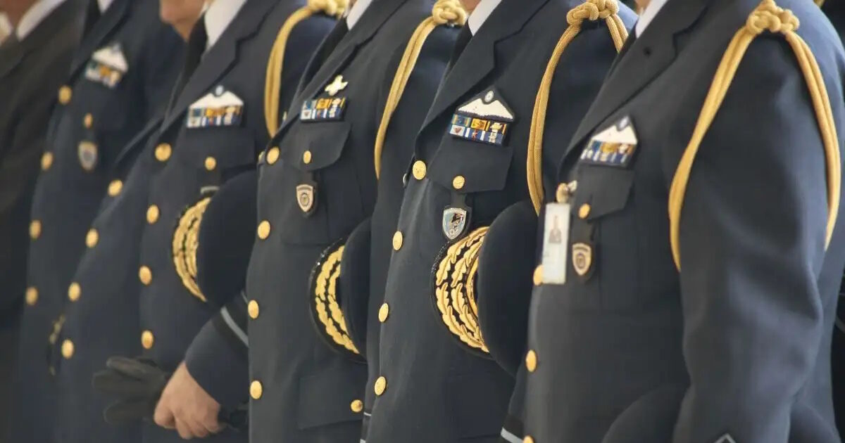 Τι αυξήσεις θα πάρουν 5.500 απόστρατοι – Οι αλλαγές που προωθεί η κυβέρνηση στις συντάξεις τους