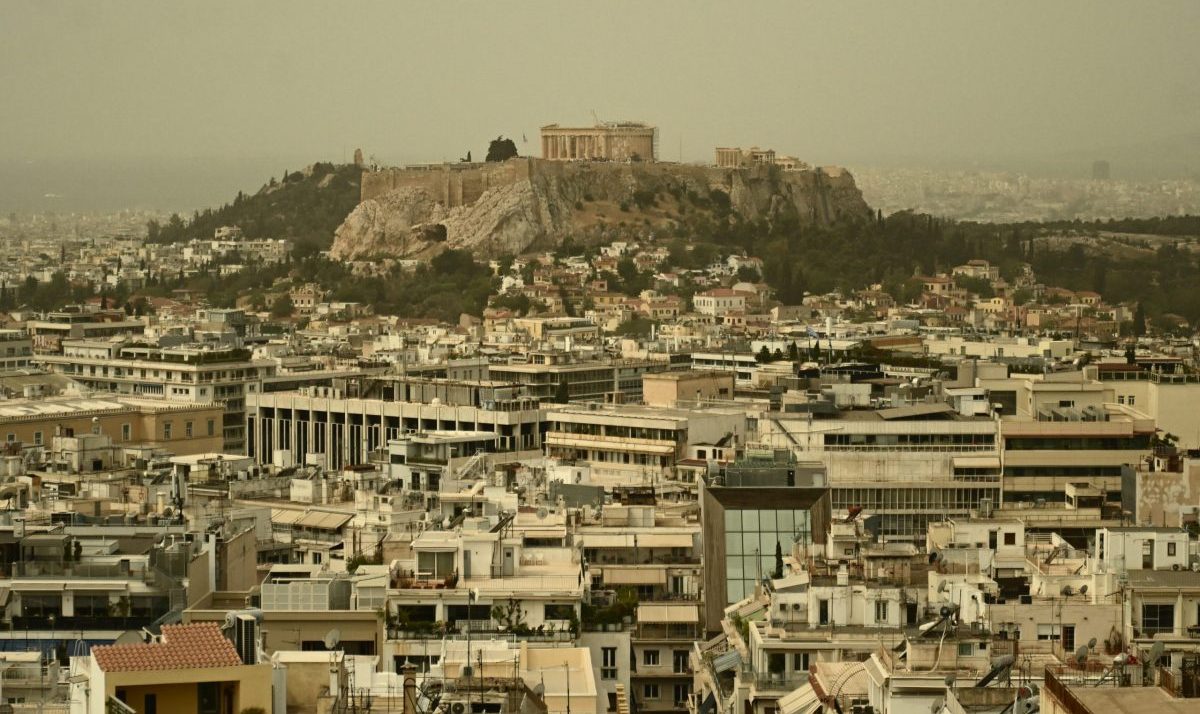 Σε κλοιό αφρικανικής σκόνης μπαίνει η χώρα: Ποιες περιοχές θα βρεθούν στο «κόκκινο»