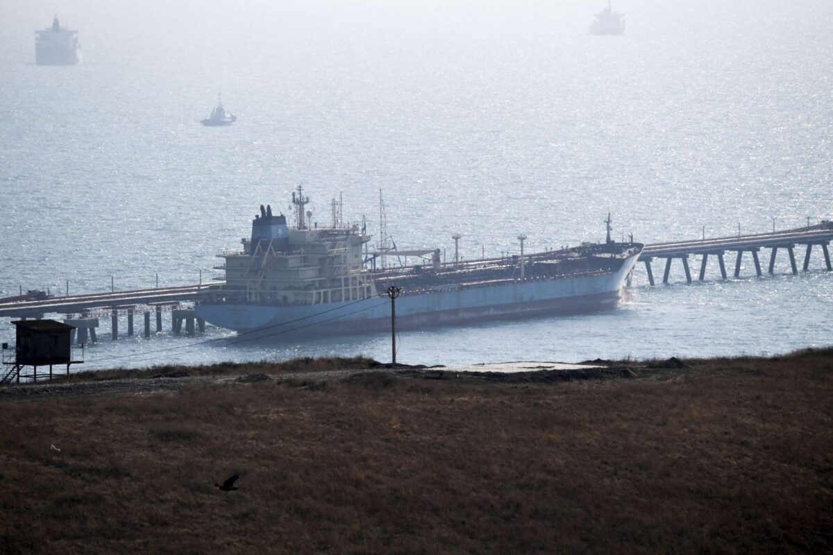 Ρωσία: Επίθεση ουκρανικών drones στο λιμάνι Ταμάν – Ζημιές στις υποδομές και πυρκαγιά