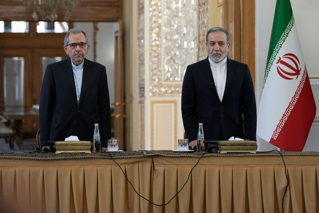 BBC: Ο Ιρανός υφυπουργός Εξωτερικών αφήνει ανοιχτό παράθυρο για συμβιβασμούς για το πυρηνικό πρόγραμμα της Τεχεράνης