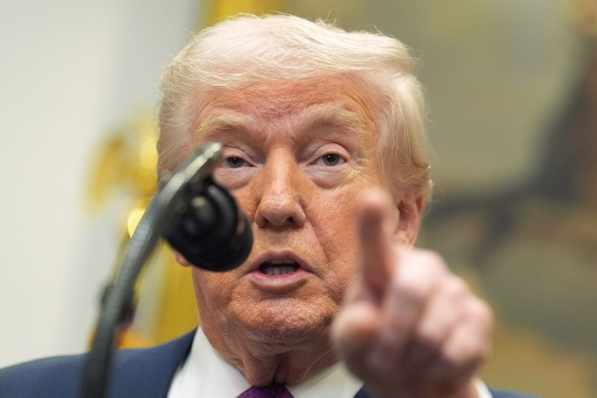 Η κυβέρνηση Τραμπ μηνύει το Χάρβαρντ για έγγραφα σχετικά με τις εισαγωγές στο πανεπιστήμιο