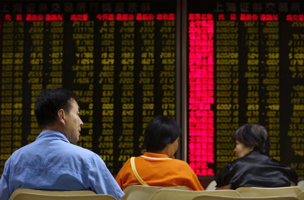 Yποχωρούν οι τιμές του πετρελαίου με το άνοιγμα των ασιατικών αγορών