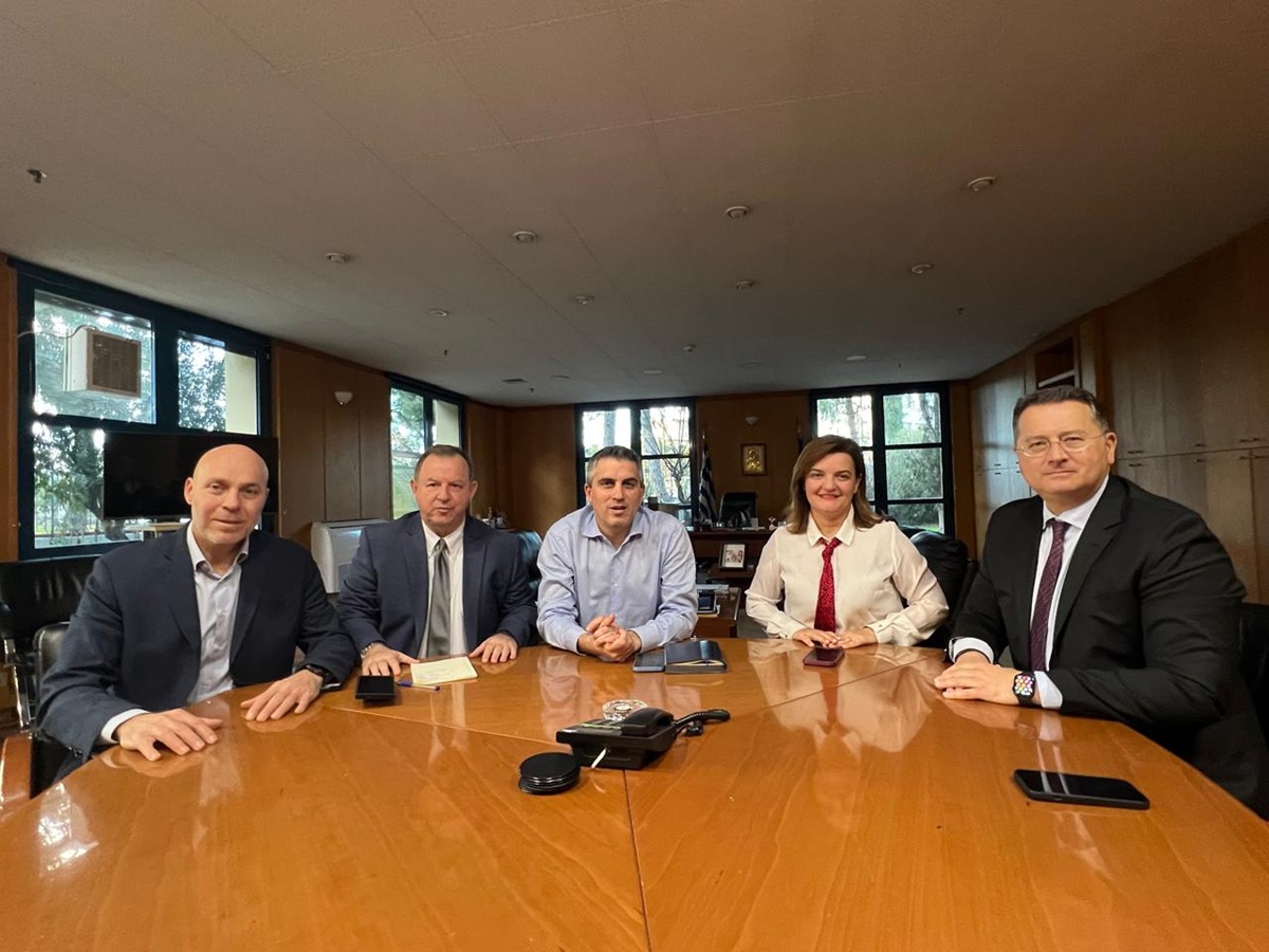 Κλειστό για τρεις μήνες το ρεύμα της Ιόνιας Οδού προς Αντίρριο μετά την κατολίσθηση