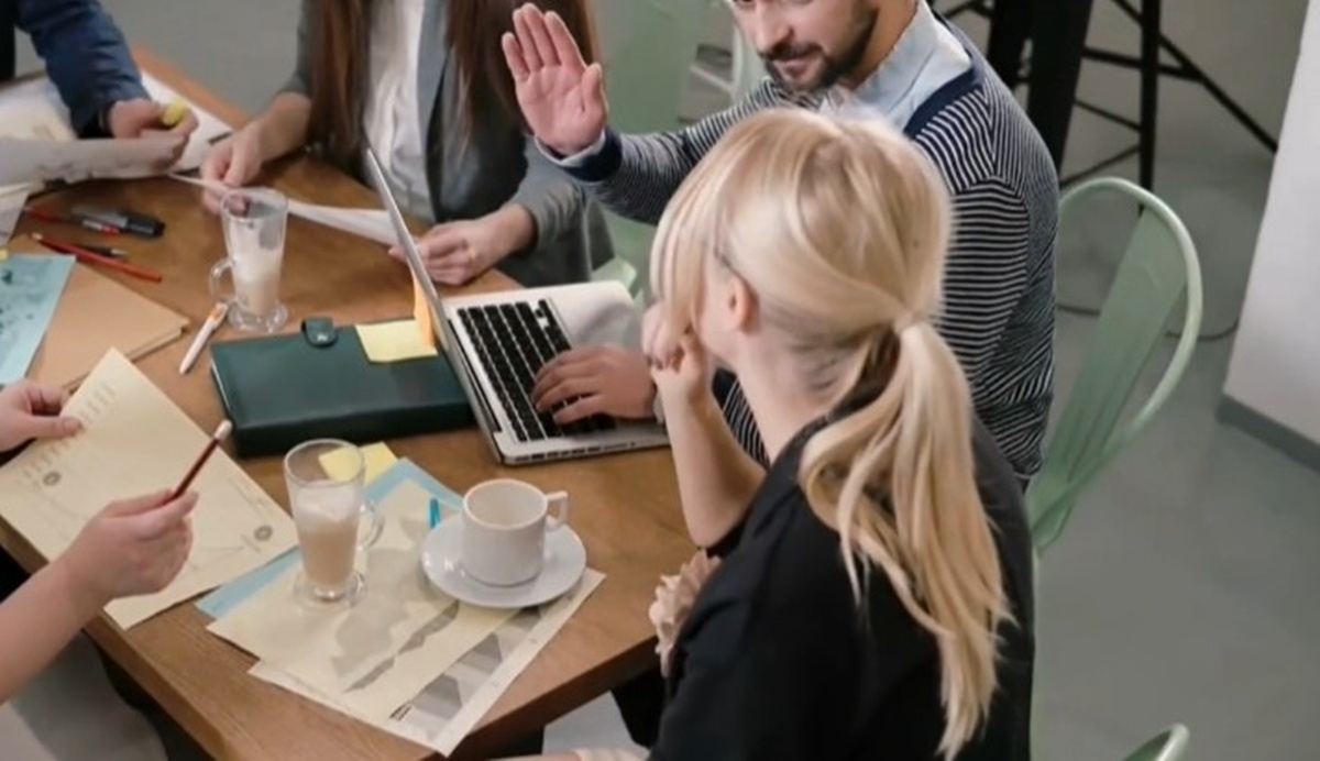 Καθαρά Δευτέρα 2026: Πώς αμείβονται οι εργαζόμενοι