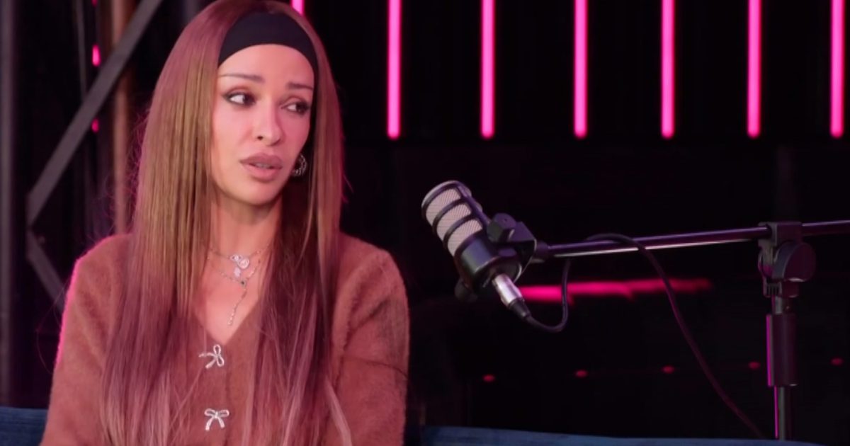 Ελένη Φουρέιρα: «Στην Αλβανία έφτιαχνε το ψωμί η μαμά μου και δεν είχα ξαναζήσει να τρώω ψωμί από φούρνο»