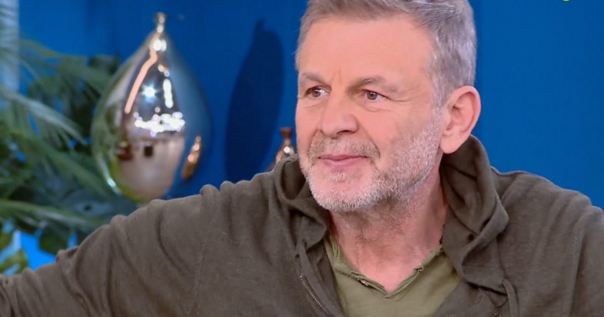 Απόστολος Γκλέτσος: «Όλη μου την καριέρα τη χρωστάω στον Μανούσο Μανουσάκη και τον Σταμάτη Φασουλή»