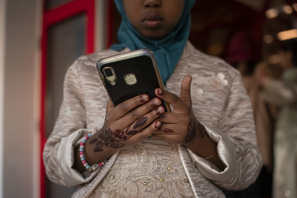 Ινδία: Κορεατική εκδοχή του επικίνδυνου διαδικτυακού παιχνιδιού «μπλε φάλαινα» ερευνάται για τον θάνατο τριών αδελφών