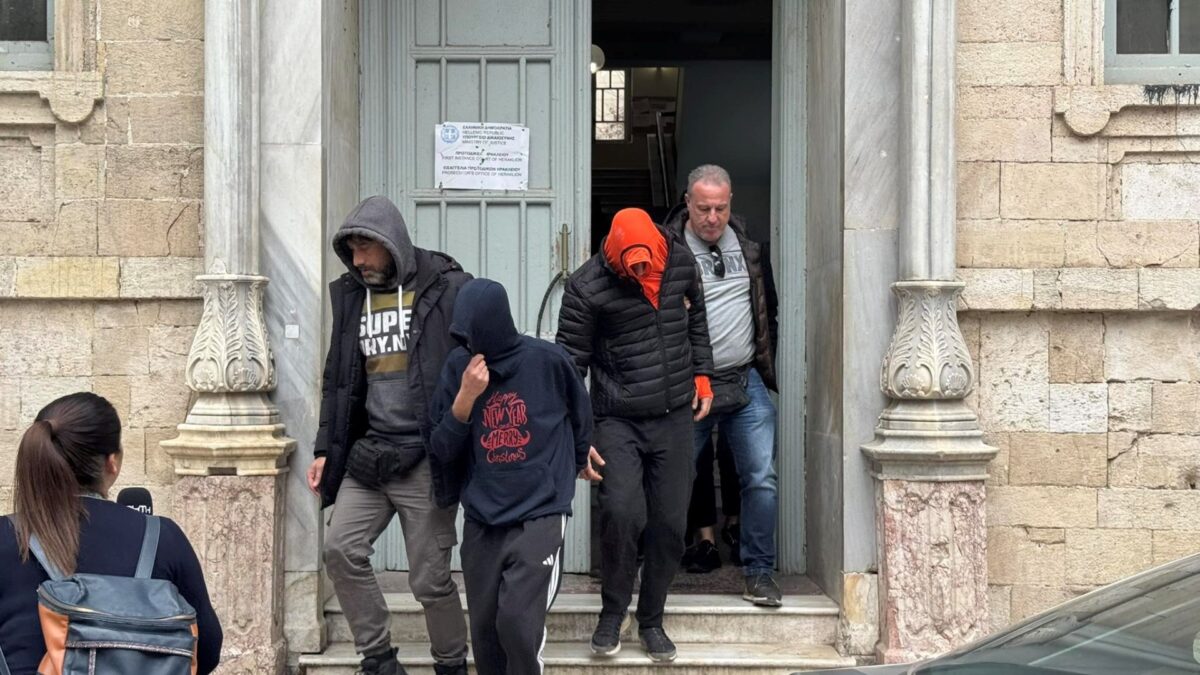 Ηράκλειο: Οι διώξεις στους τρεις συλληφθέντες για τη δολοφονία του 40χρονου