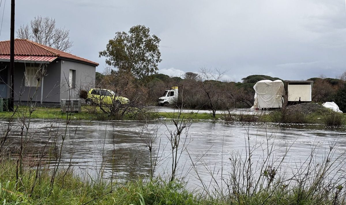 Κόκκινος συναγερμός σε Νοτιοδυτική Πελοπόννησο: κατολισθήσεις, καταρρεύσεις και κλειστοί δρόμοι σε Ηλεία και Μεσσηνία