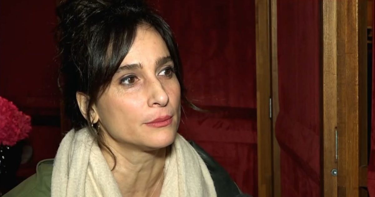 Μαρίνα Καλογήρου: «Ο Παπακαλιάτης φροντίζει να μην παίρνει τους ίδιους ηθοποιούς, εκτός από την Μαρία Καβογιάννη»