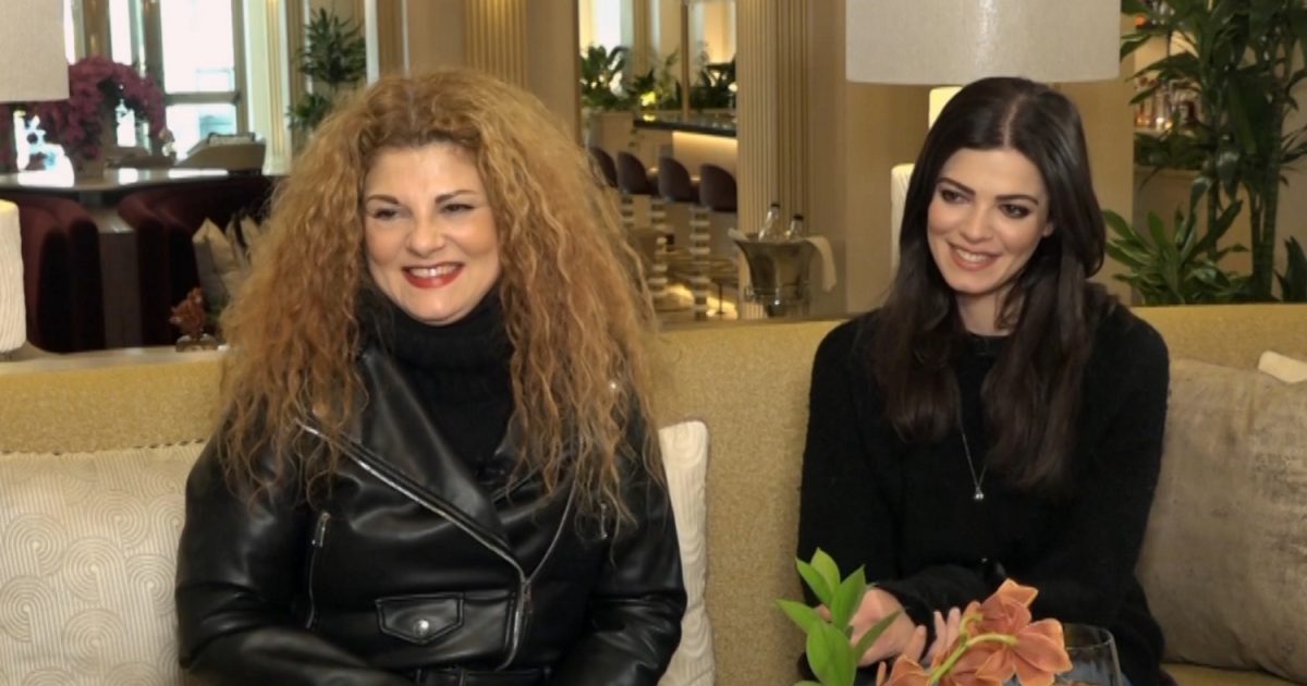 Τζένη Καζάκου: «Υπήρχε πίεση όταν με σύγκριναν στην αρχή με την γιαγιά μου, Τζένη Καρέζη»