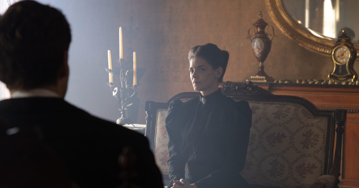 To Like Water for Chocolate είναι η ρομαντική σειρά εποχής του ΗΒΟ Max που θα σε κάνει να πεινάσεις και να ερωτευτείς ταυτόχρονα