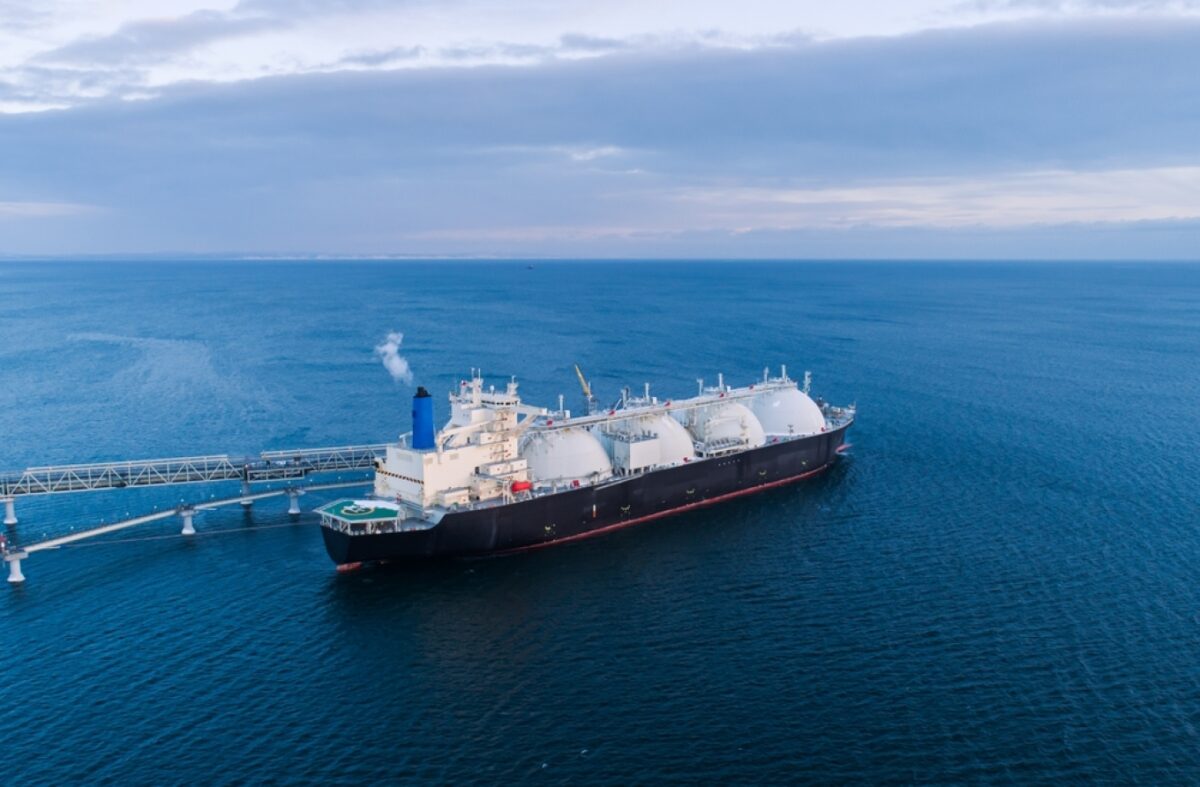 Πόλεμος Στο LNG: Η Ασιατική Κρίση Και Το Θεσμικό Rotation Στις ΗΠΑ