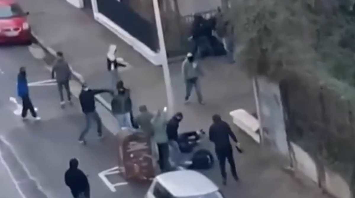 Γαλλία: Πέθανε ο 23χρονος μετά τη βίαιη επίθεση στη Λυών – Ενίσχυση της αστυνόμευσης στις πολιτικές συγκεντρώσεις