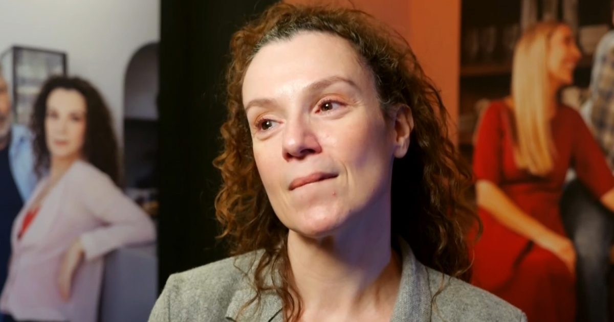 Πέγκυ Τρικαλιώτη: «Οι άνθρωποι θέλουν να τους προσέχουν οι γύρω τους, θέλουν να ανήκουν»