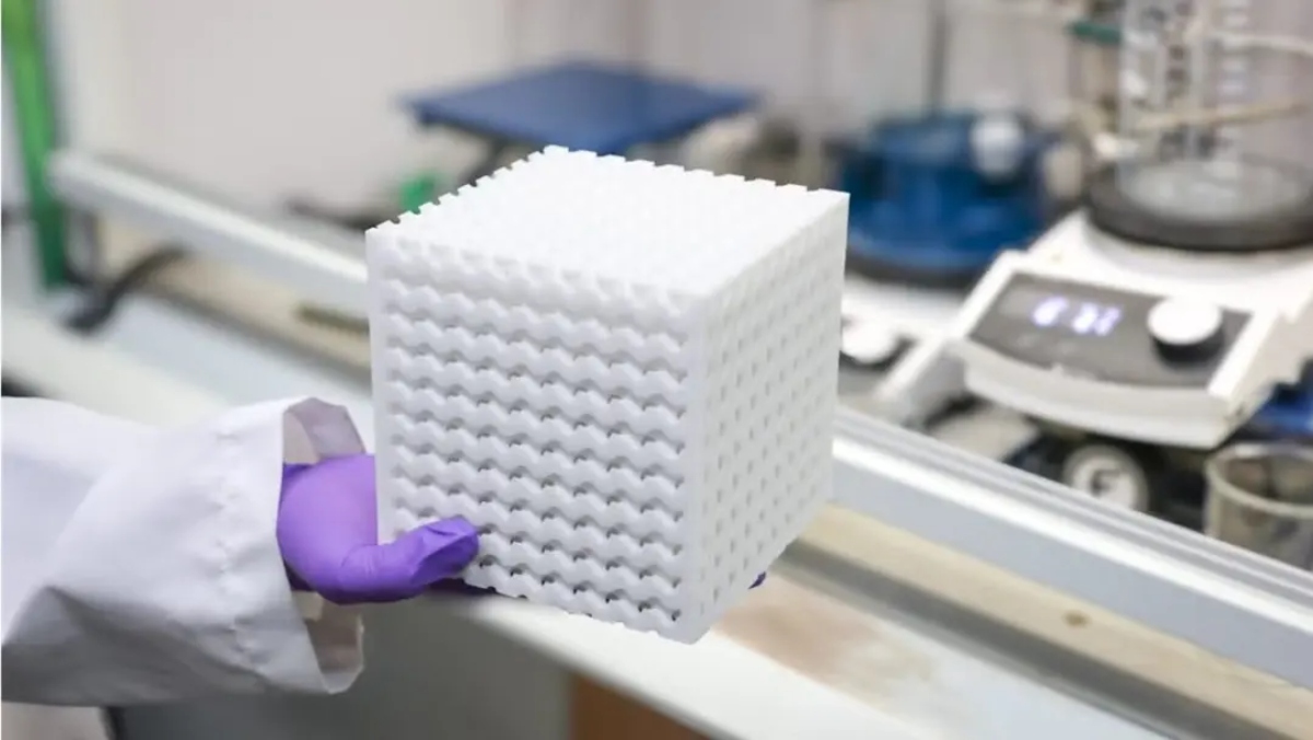 Τρισδιάστατα εκτυπωμένο σύστημα ανακτά σπάνιες γαίες από βιομηχανικά απόβλητα
