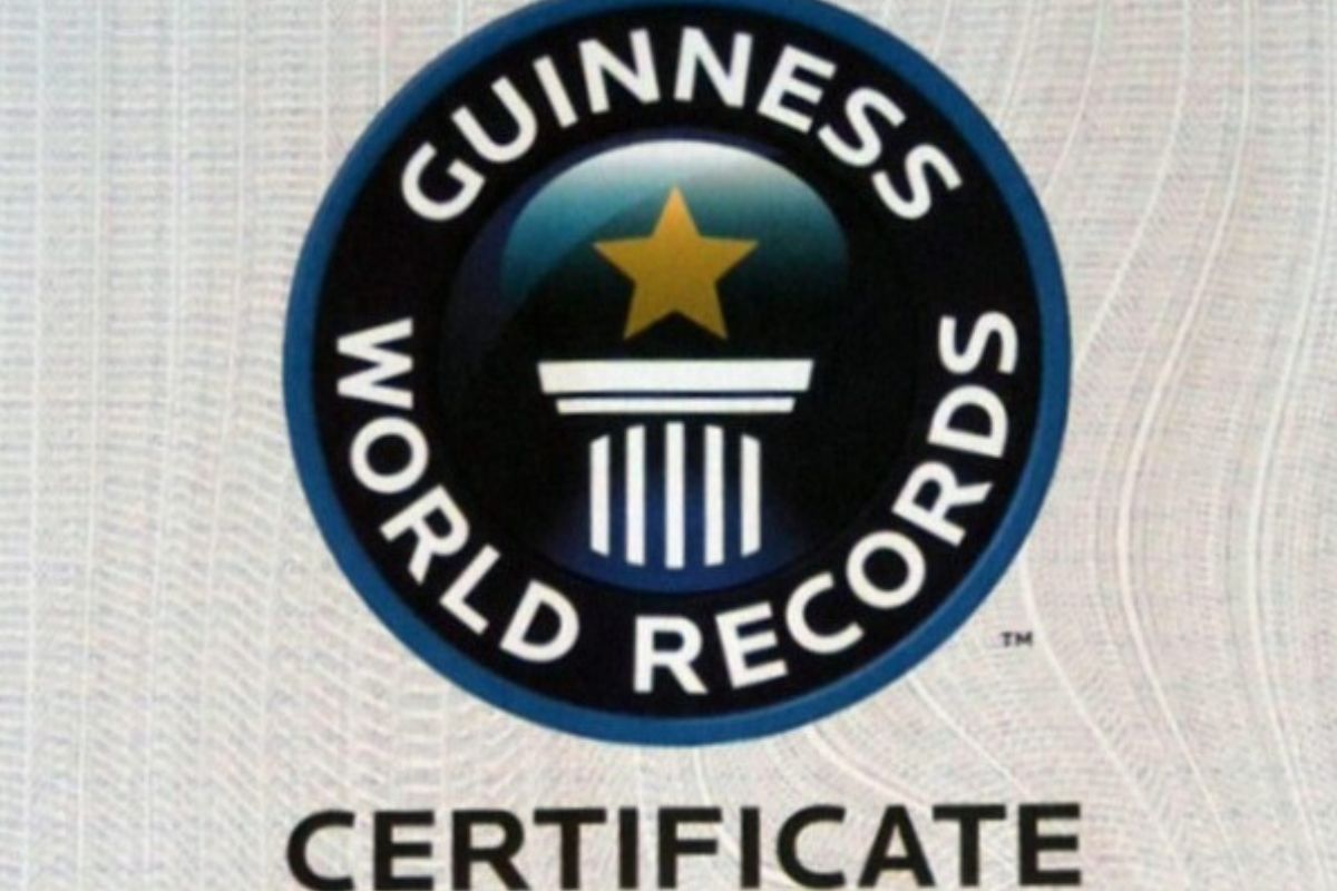 Μίσιγκαν: 90χρονη καθηγήτρια Αγγλικών κατέρριψε Ρεκόρ Γκίνες για 67 χρόνια διδασκαλίας