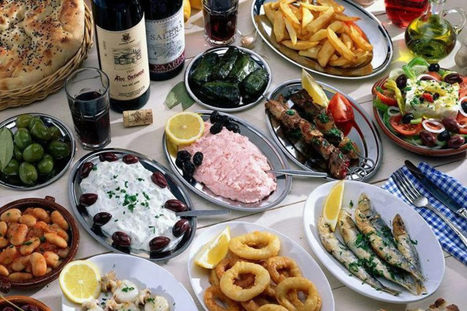 Αύξηση 15% στο χταπόδι, 8% στα καλαμάρια – Πού κυμαίνονται οι τιμές των σαρακοστιανών