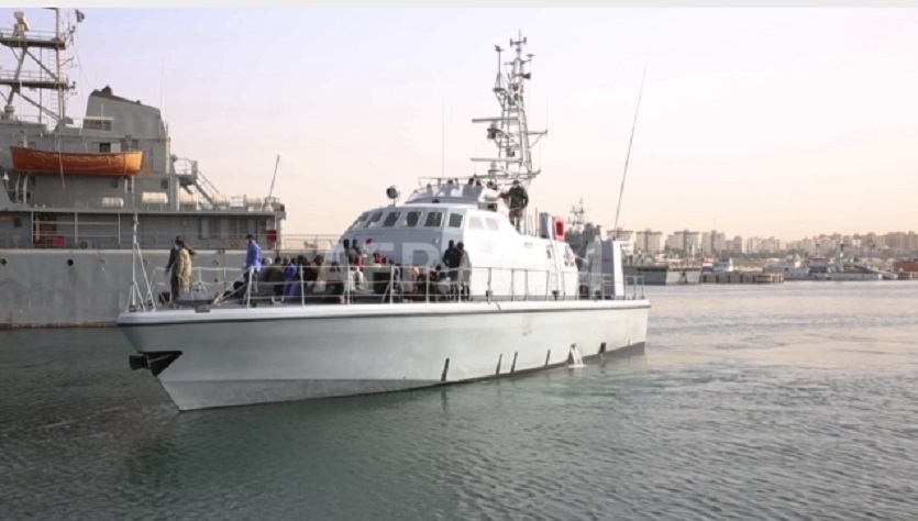 Λιβύη: Πτώματα μεταναστών εντοπίστηκαν σε ακτή ανατολικά της Τρίπολης