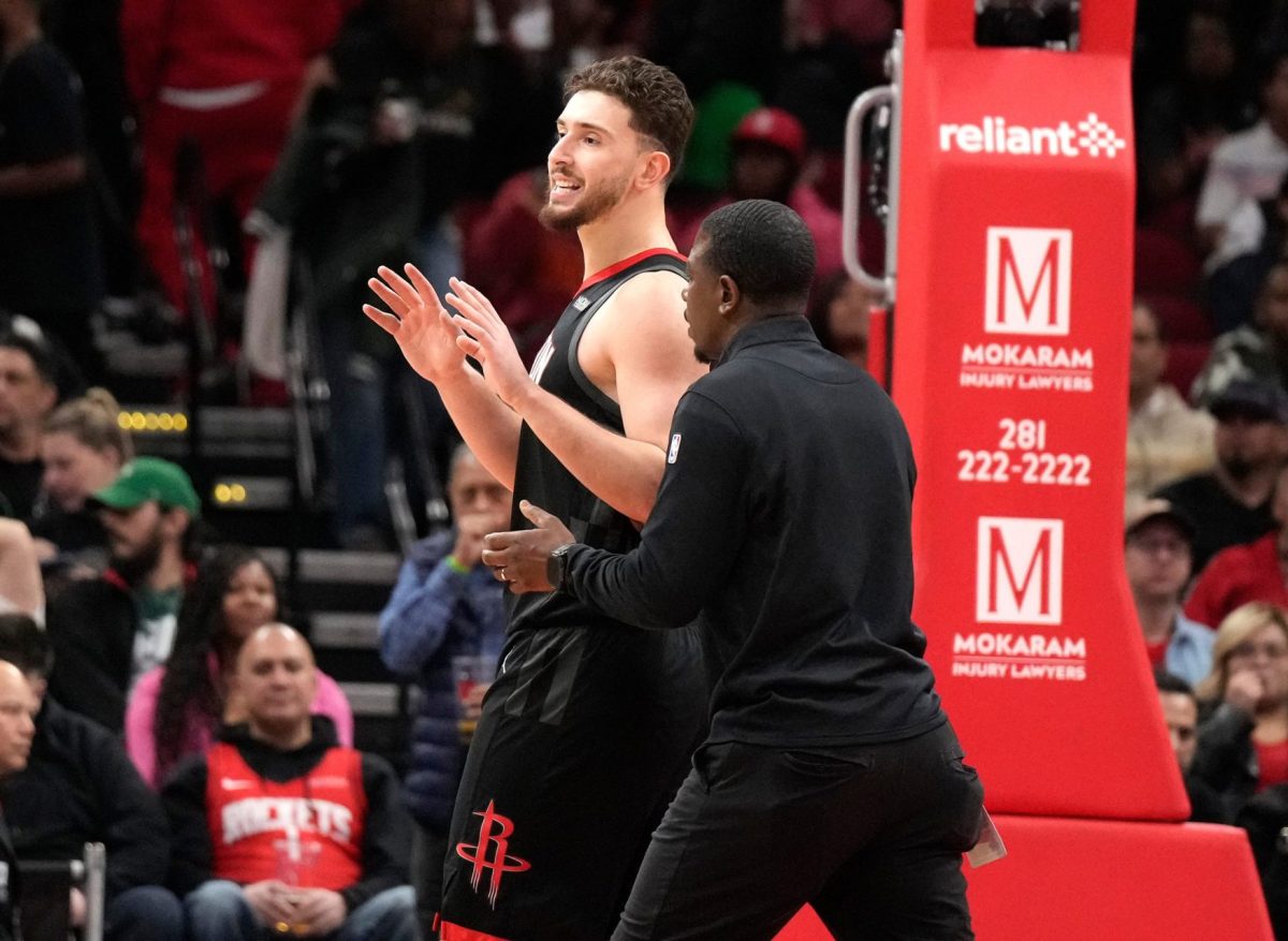 Ο Αλπερέν Σενγκούν απολογήθηκε για τη σεξιστική επίθεση σε γυναίκα διαιτητή