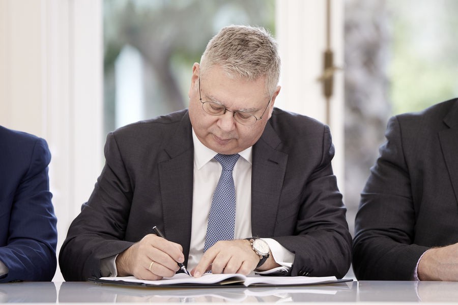 HELLENiQ ENERGY: Οι όροι των συμβάσεων με την Chevron για τους υδρογονάνθρακες