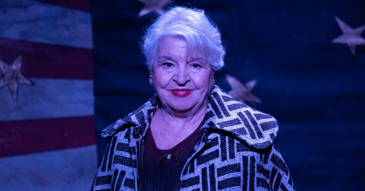 Γιάννα Σταυράκη: «Θυμάμαι τον εαυτό μου εκείνη την περίοδο να φοράει συνέχεια μαύρα»