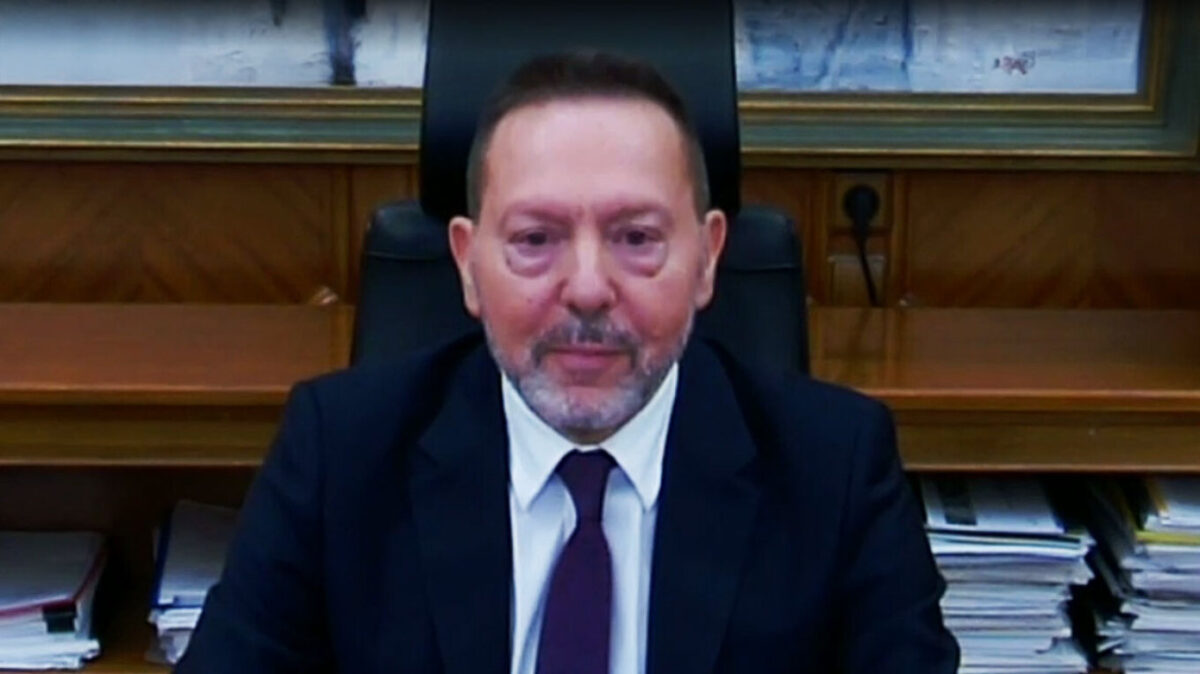 Στουρνάρας: Όταν αρνήθηκα την διοίκηση που ήθελε ο ΣΥΡΙΖΑ στην Τράπεζα Αττικής, έστειλαν το ΣΔΟΕ στην γυναίκα μου