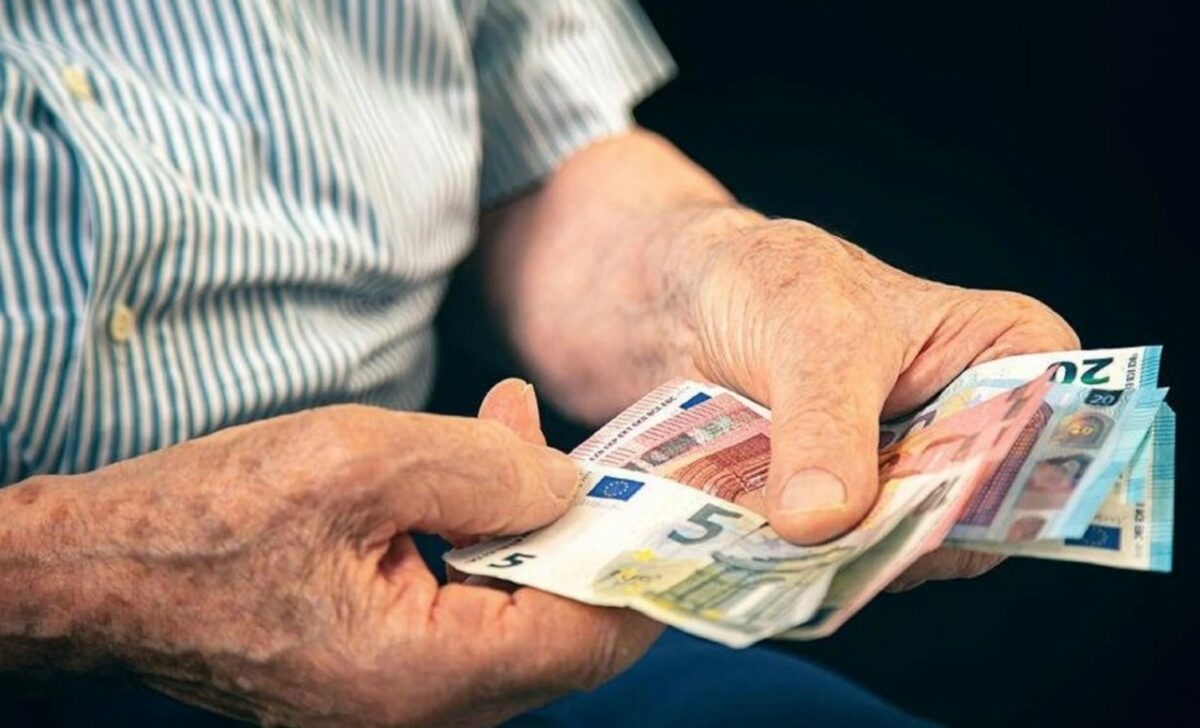Συντάξεις Μαρτίου 2026: Ξεκινάει το δεύτερο κύμα πληρωμών – Λεφτά για 1,67 εκατ. συνταξιούχους