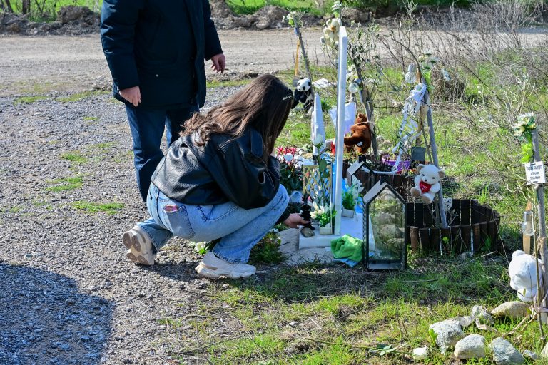 Τρία χρόνια από την τραγωδία στα Τέμπη: Συλλαλητήρια σε όλη τη χώρα για απονομή δικαιοσύνης – Ποιοι θα απεργήσουν, πώς θα κινηθούν τα ΜΜΜ