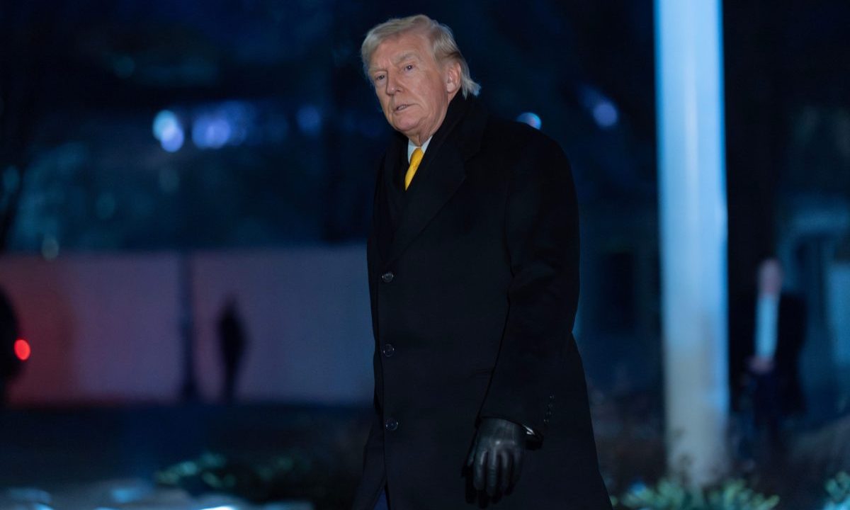 Τελεσίγραφο Τραμπ προς Ιράν: Συμφωνία τώρα ή «κάτι πολύ σκληρό» – Προειδοποίηση για νέο στρατιωτικό πλήγμα