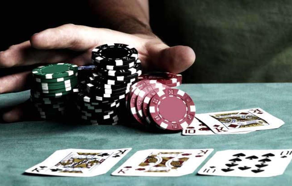 Φυλακή και βαριές «καμπάνες» για παράνομο τζόγο – Τι προβλέπει το νομοσχέδιο του ΥΠΟΙΚ